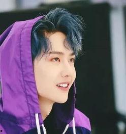 娱乐圈热搜爆料王一博,热搜背后的实力与魅力  第1张