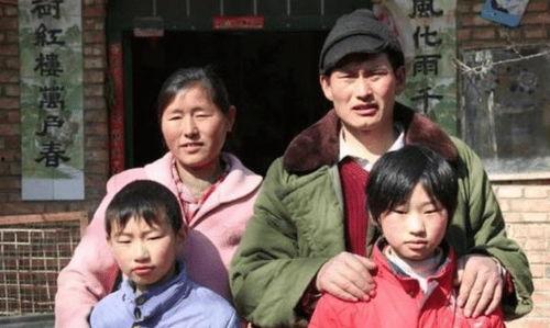 大衣哥女儿爆料了吗视频,揭秘家庭背后故事 第1张 大衣哥女儿爆料了吗视频,揭秘家庭背后故事 第1张